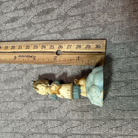 Betsey Clark Figurine Vintage 1975 Hallmark Cards 3” - Picture 3 of 4